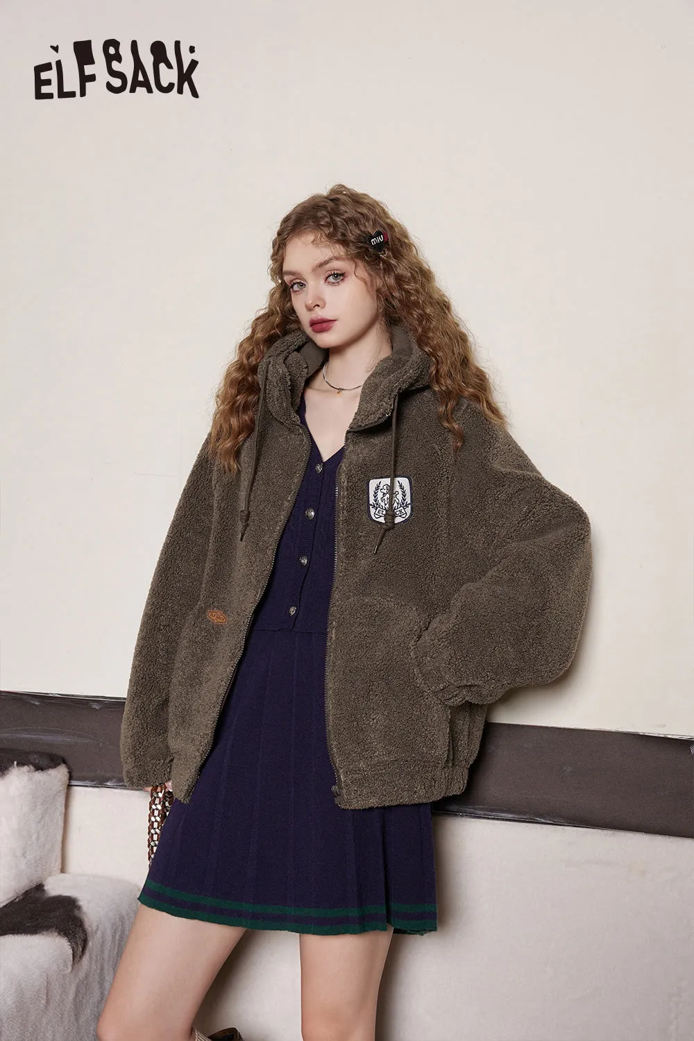ELFSACK Hoodies Fleece Cotton Coats Women 2023 Winter Patch Dog Short Outwears
