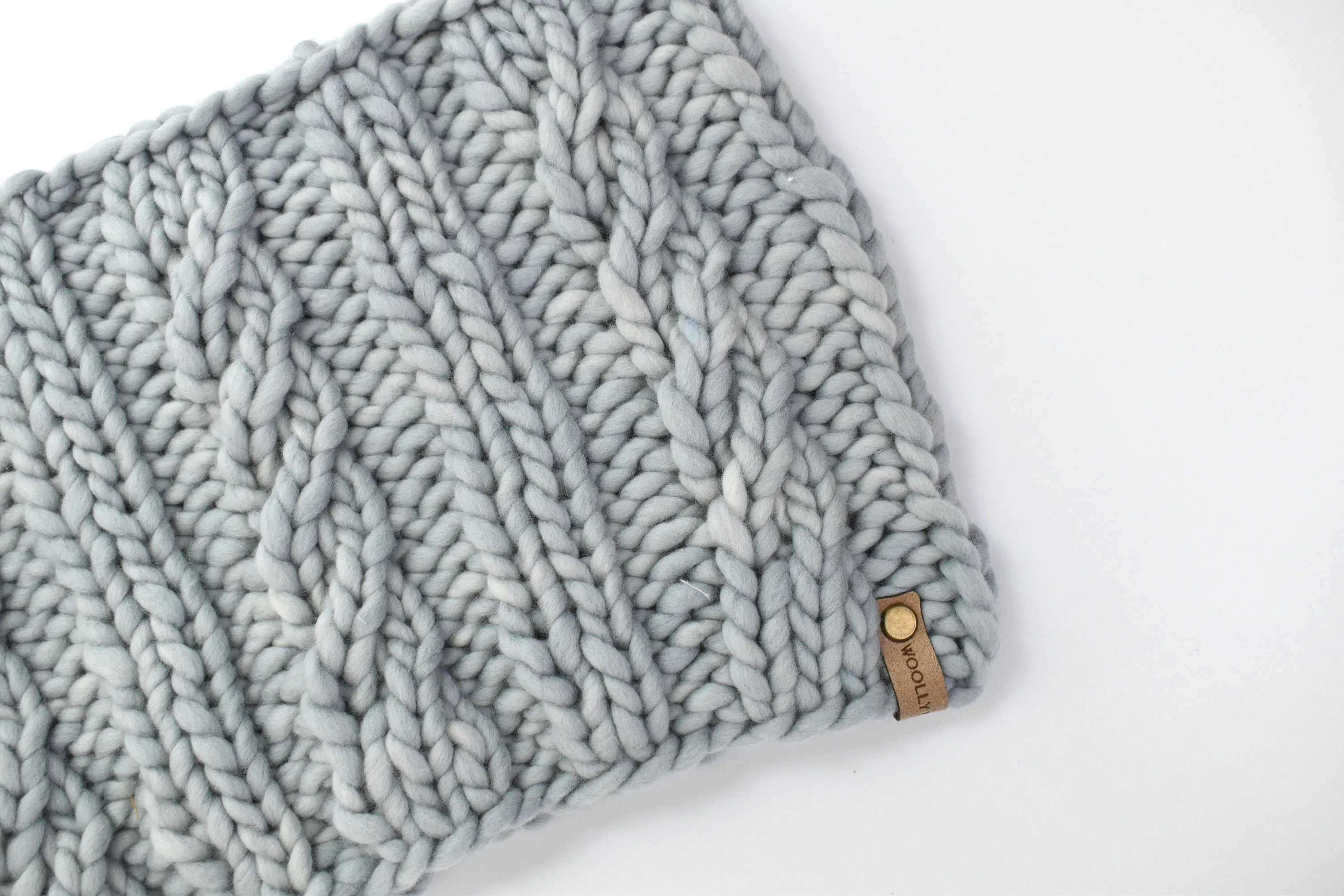 KNITTING PATTERN: Spindrift Cowl, Easy Cable Knit Cowl Knitting Pattern for Super Bulky and Bulky Yarn