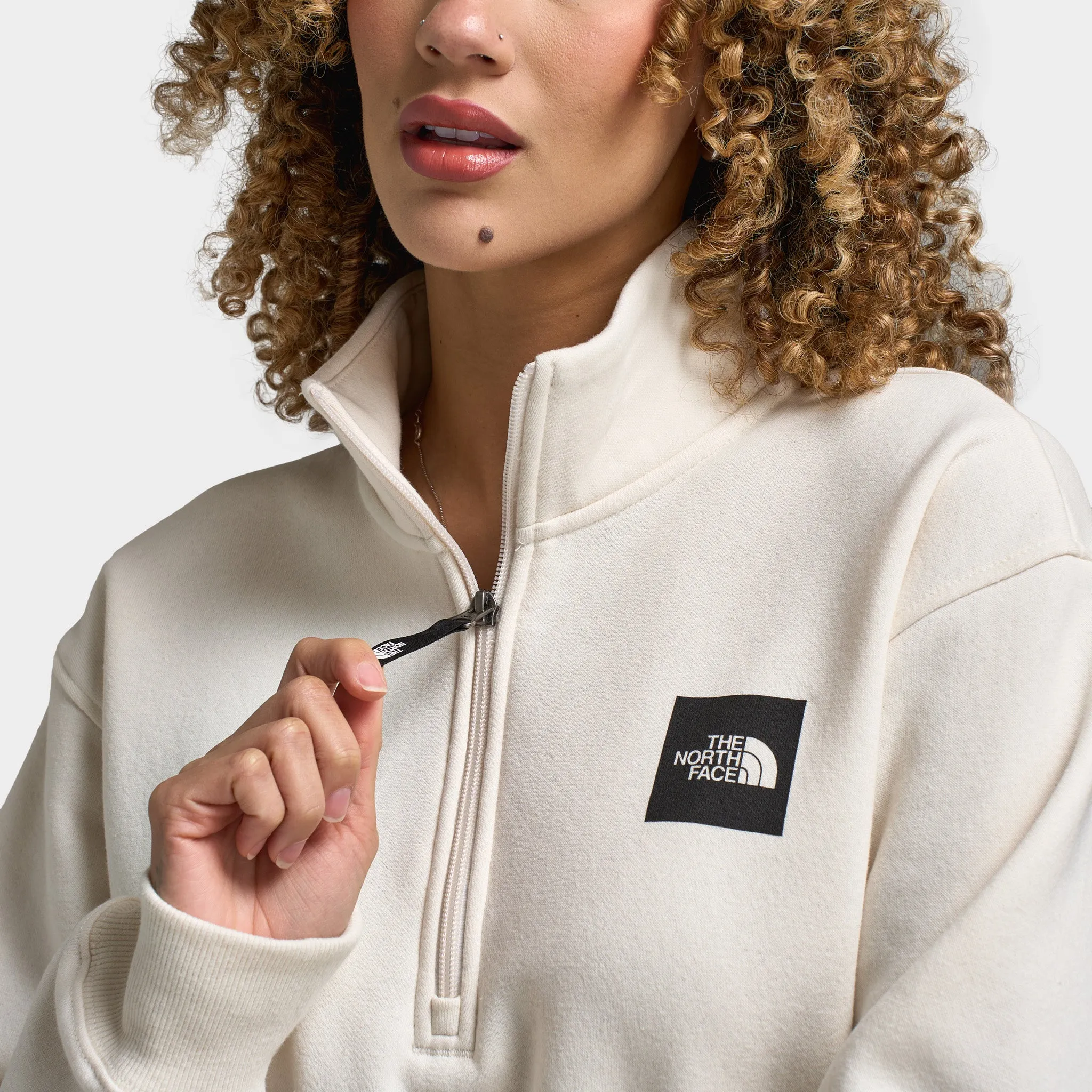 The North Face Women's Box Half Dome Quarter Zip / White